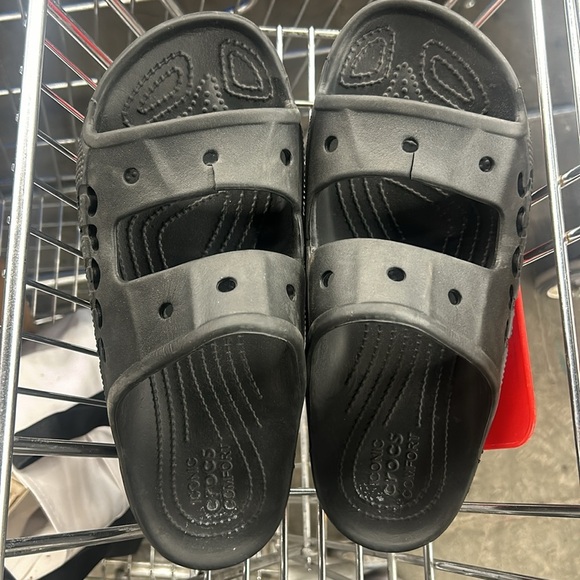 CROCS Classic Cozzzy Sandal size 10us men - Picture 2 of 4